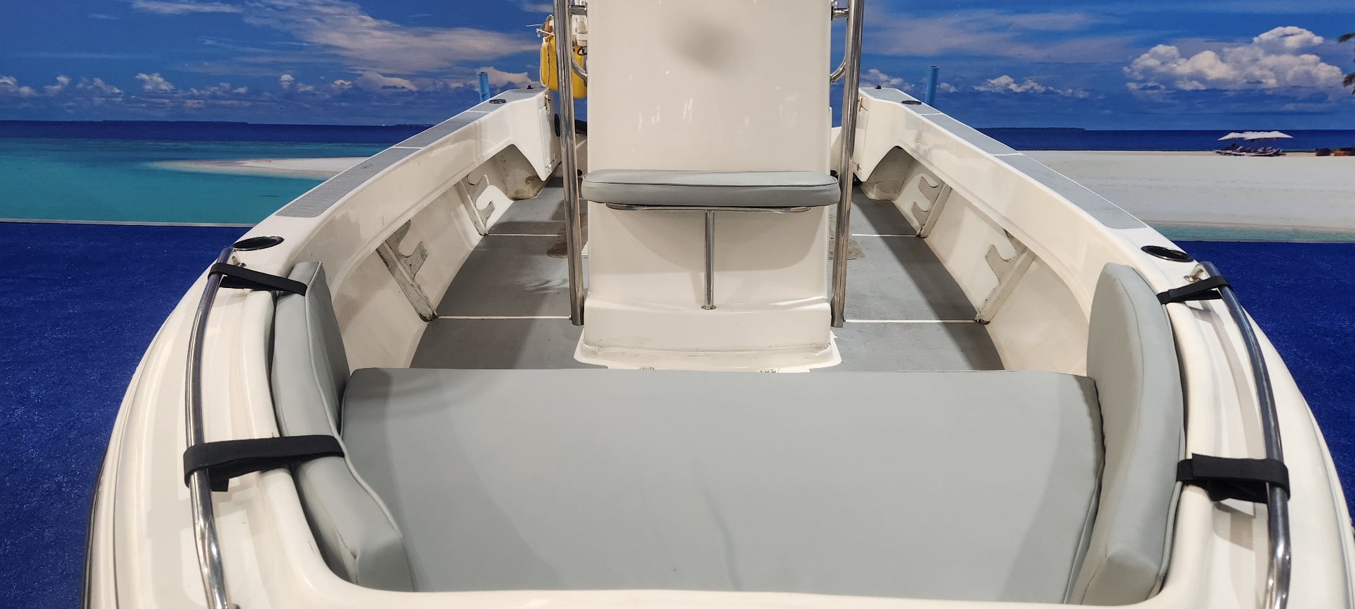 CONCEPT 16 FT ON TRAILER 2 X 50 HP YAMAHA TRIMS