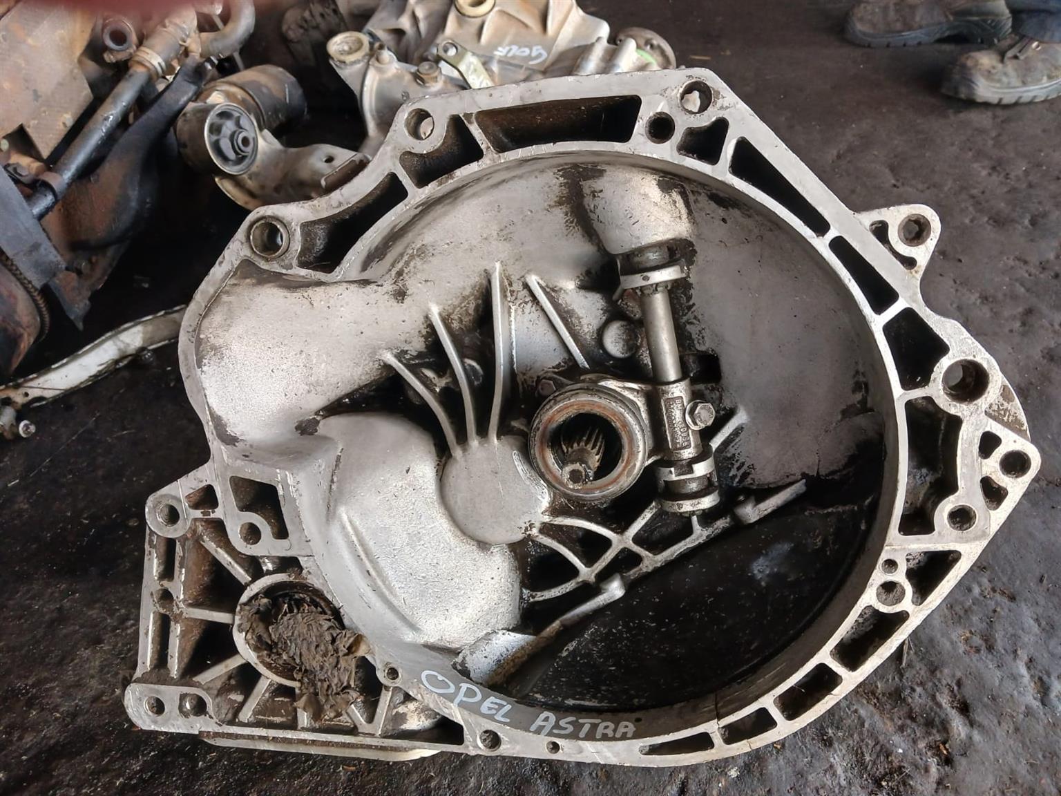 Opel Astra 1.6 F13 Gearbox for sale - Private Seller Opel Astra 1.6 F13 Gearbox for sale - Private Seller