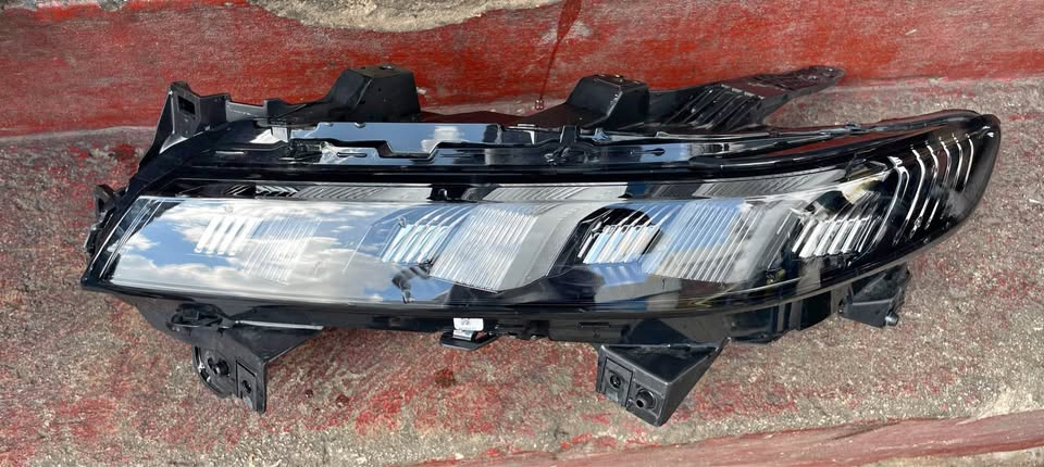 Suzuki Fronx headlight - Private Seller Suzuki Fronx headlight - Private Seller
