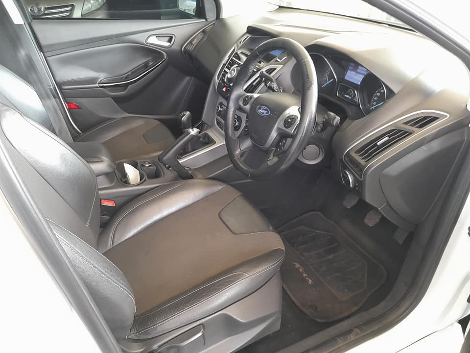 2014 FORD FOCUS 2.0 SPORT MANUAL