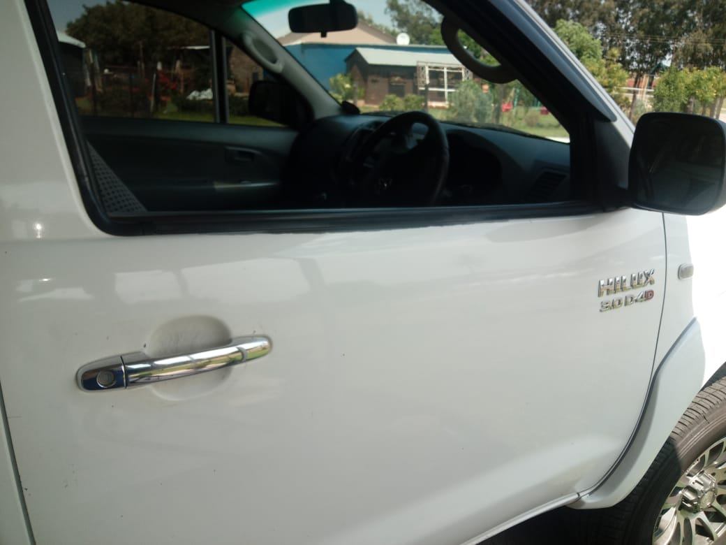 Used 2009 Toyota Hilux 3.0D-4D Raider - Private Seller