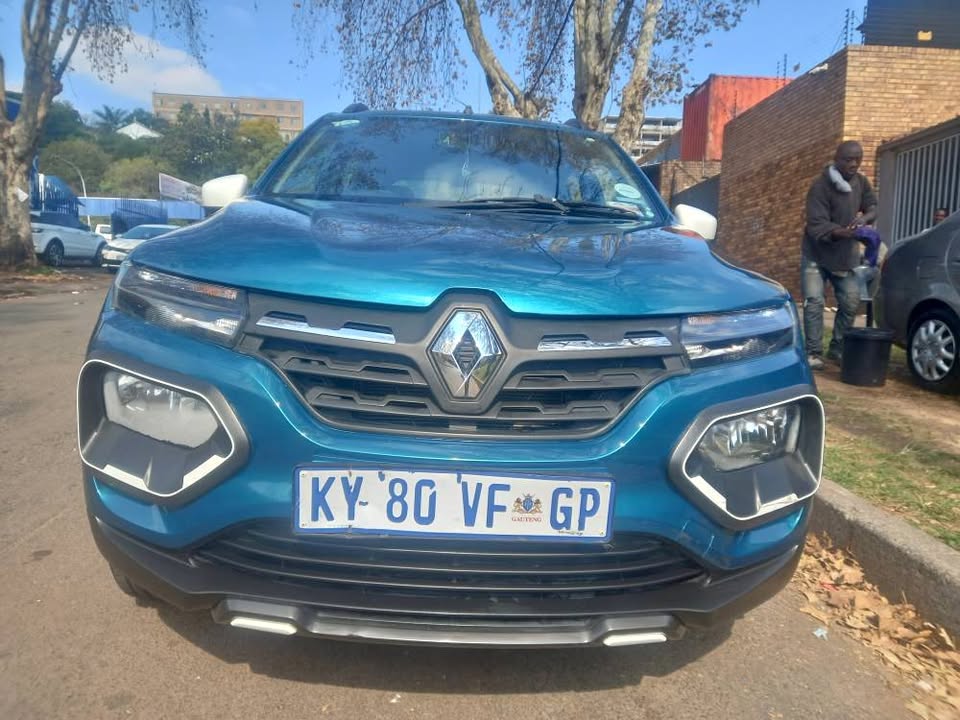 2023 Renault Kwid Climber 1.0 Petrol, Manual, Green, Service book, 39000kms