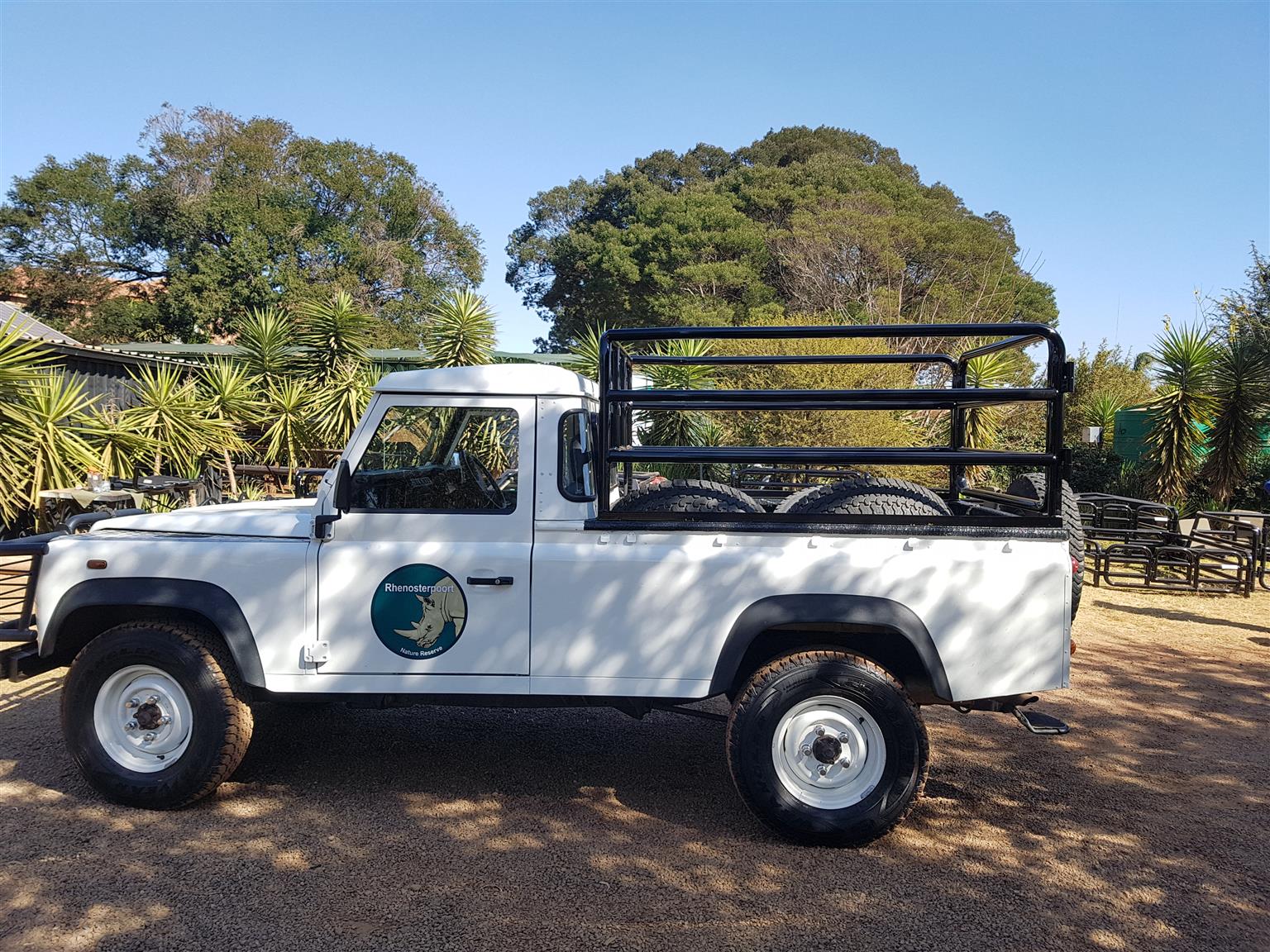 Land rover SC cattle rail - Private Seller Land rover SC cattle rail - Private Seller
