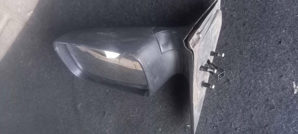 Opel astra g 1999 to 2004 mirror rightside - Private Seller