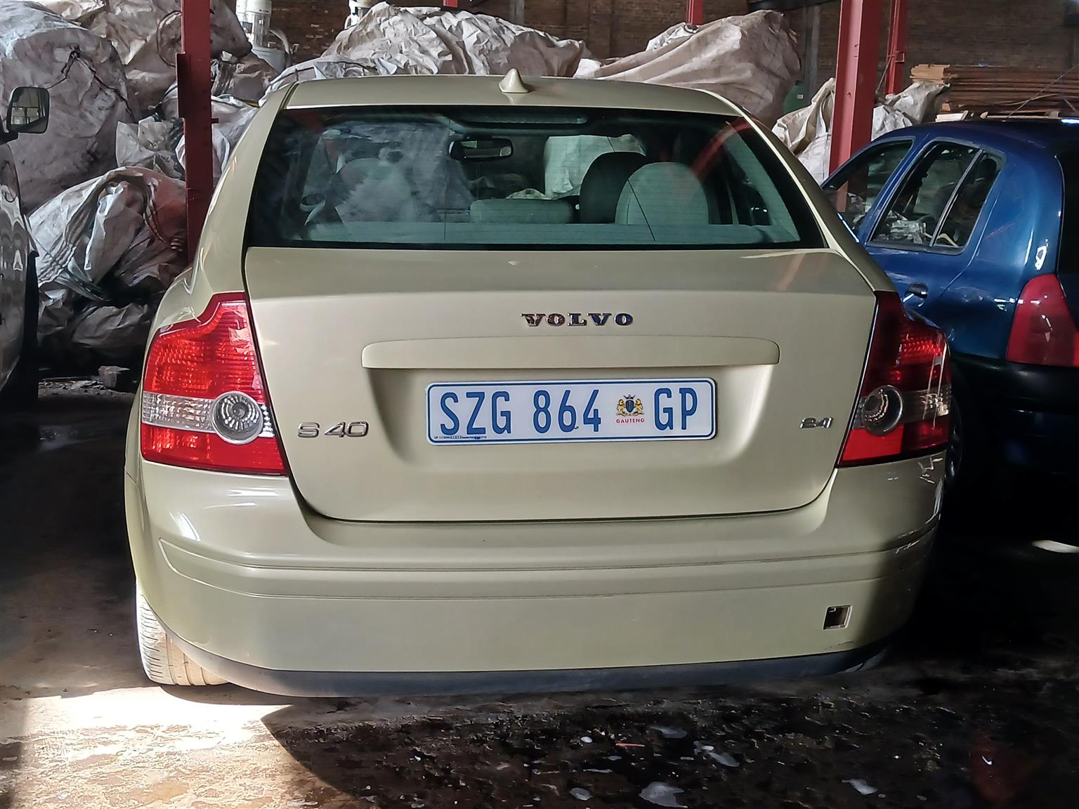 VOLVO S40 BODY - Private Seller