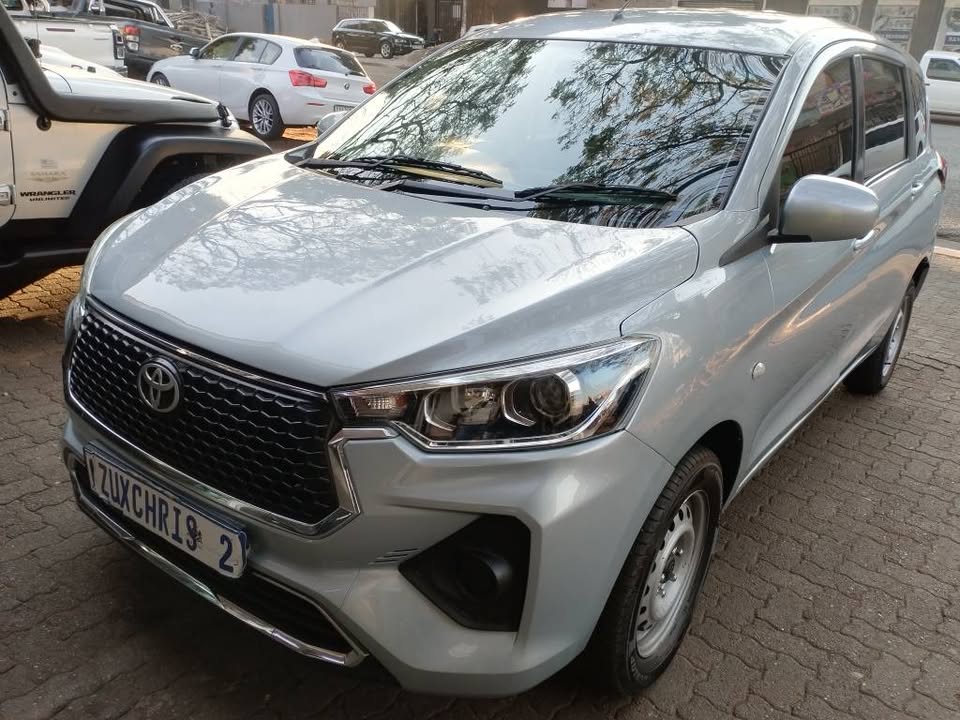 2023 TOYOTA RUMION 1.5 7 SEATER MANUAL