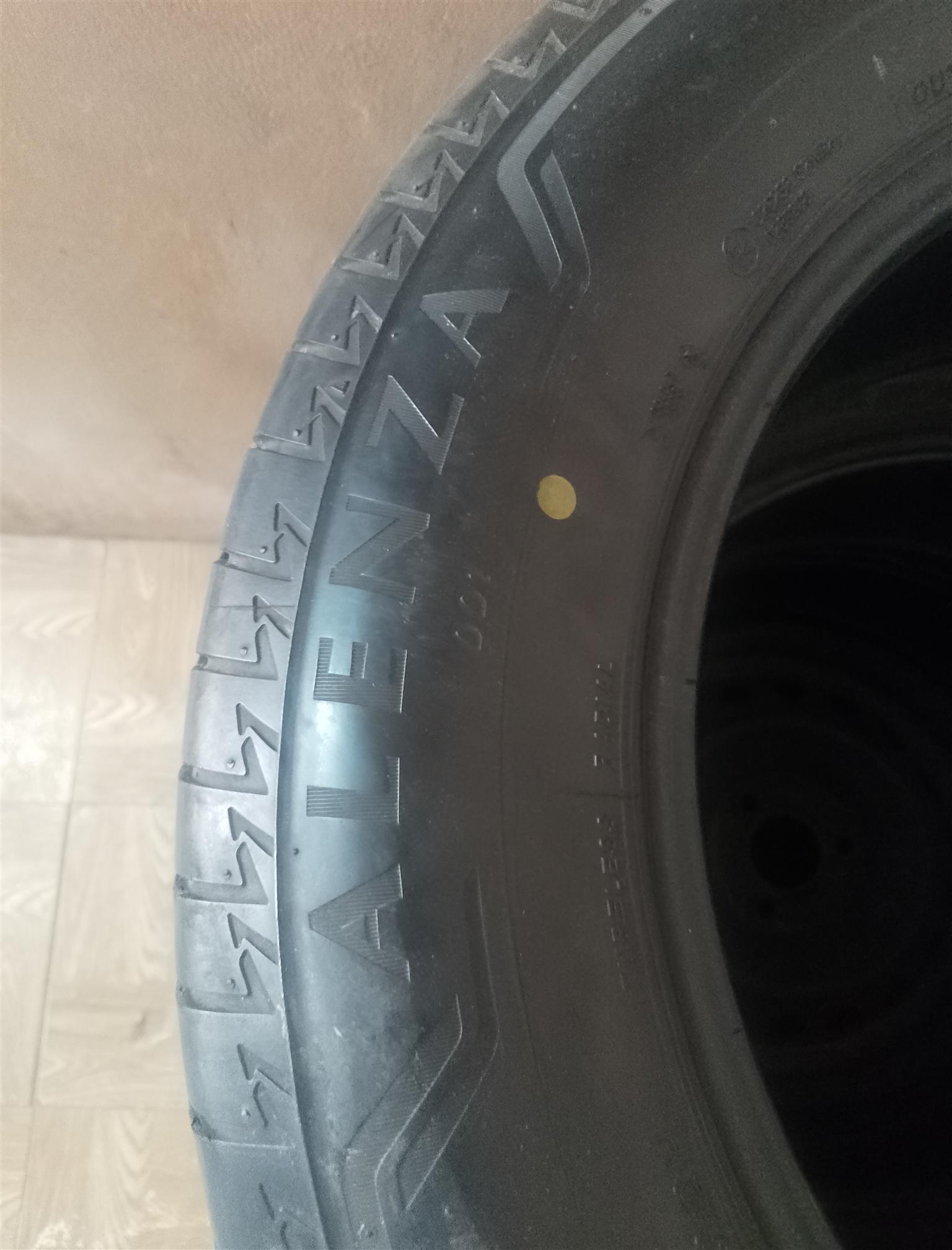 225/65/17 X 4 Bridgestone Alenza - Private Seller 225/65/17 X 4 Bridgestone Alenza - Private Seller