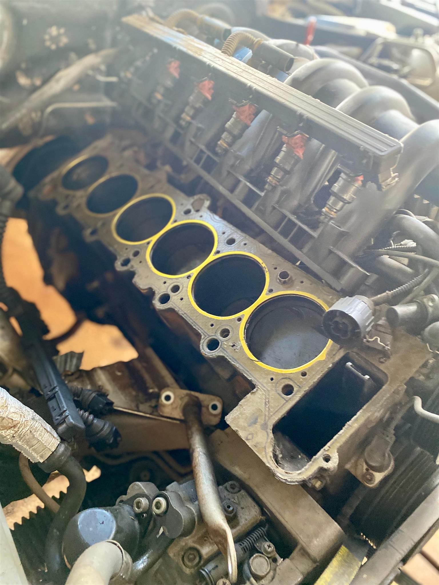 URGENT SALE BMW M52B28 SUBASSEMBLY - Private Seller URGENT SALE BMW M52B28 SUBASSEMBLY - Private Seller