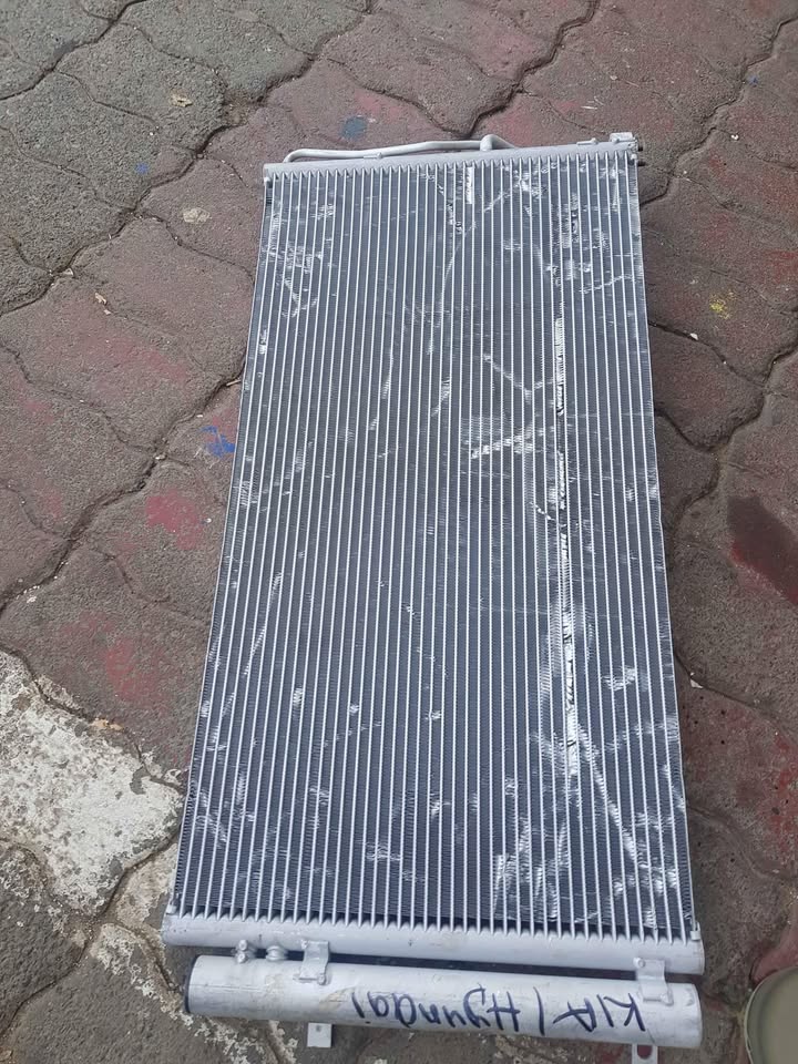 KIA /HYUNDAI  CONDENSER - Private Seller KIA /HYUNDAI  CONDENSER - Private Seller