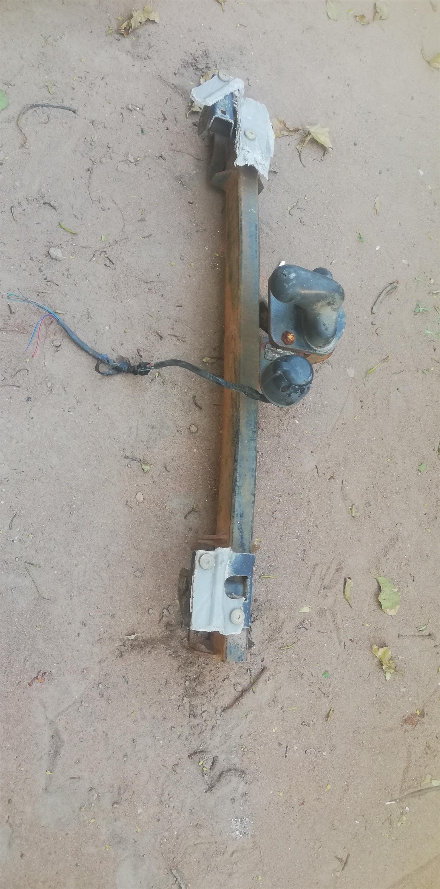 Bmw E36 towbar - Private Seller Bmw E36 towbar - Private Seller