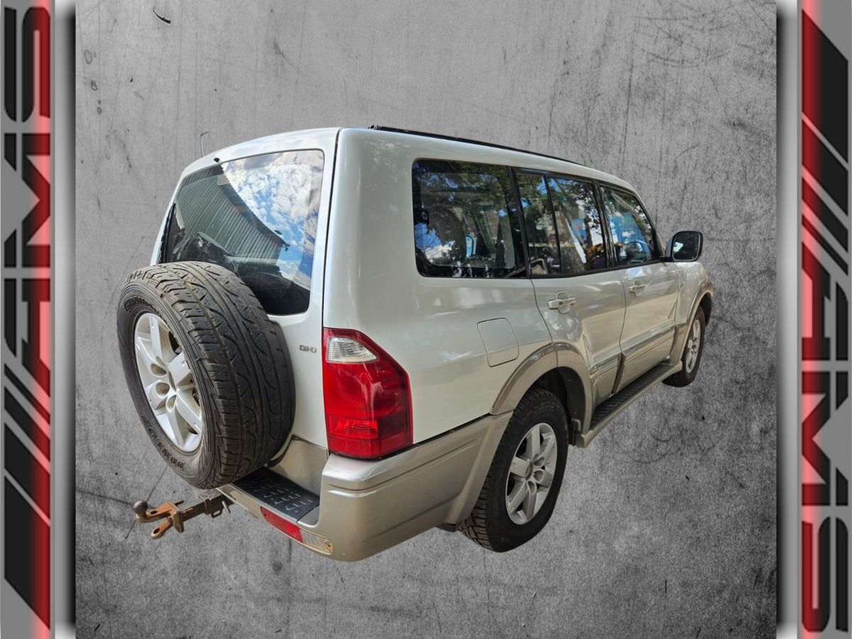 Mitsubishi Pajero Gen 3 3.2 Di-D Stripping for Spares - Private Seller Mitsubishi Pajero Gen 3 3.2 Di-D Stripping for Spares - Private Seller