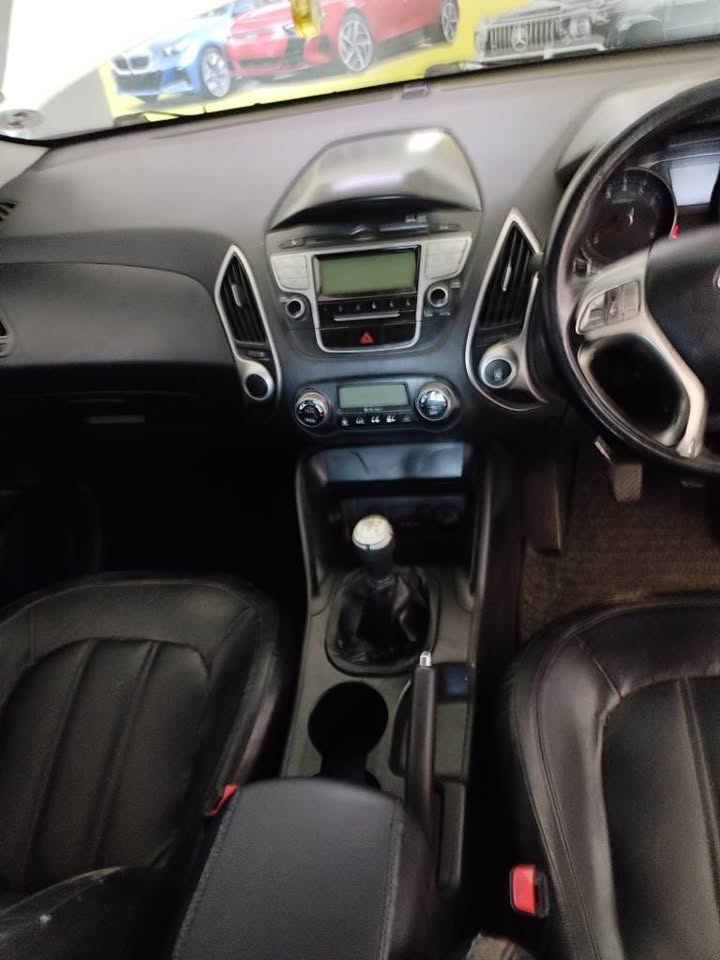 2011 HYUNDAI IX35 2.0 MANUAL