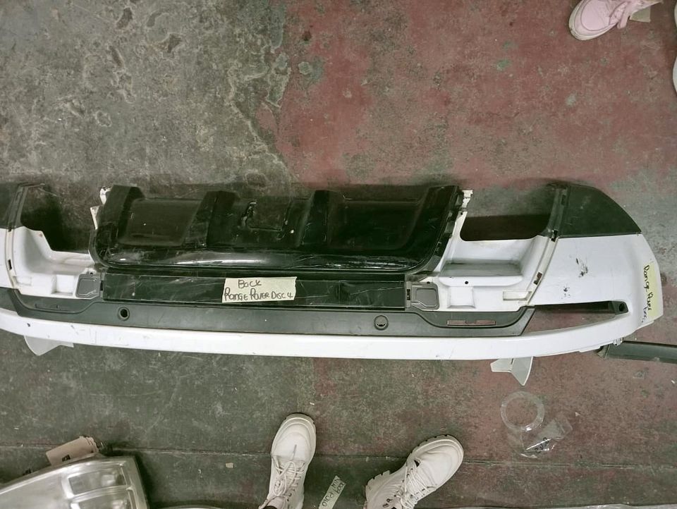 RANGE ROVER DISCOVERY 4 BUMPER - Private Seller