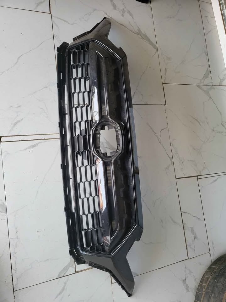 2025 Toyota Rav4 main grill for sale. - Private Seller 2025 Toyota Rav4 main grill for sale. - Private Seller