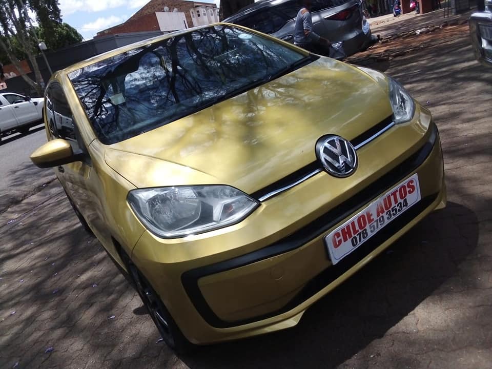2017 VW Up MANUAL LEMON COLOR 85000KM