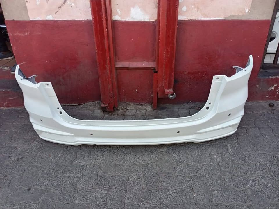 Suzuki Ertiga Back Bumper - Private Seller Suzuki Ertiga Back Bumper - Private Seller