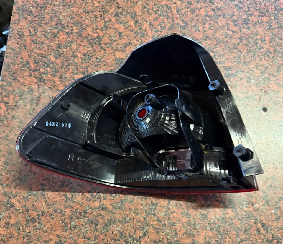 VW Golf 6 Right Tail Light - Private Seller VW Golf 6 Right Tail Light - Private Seller