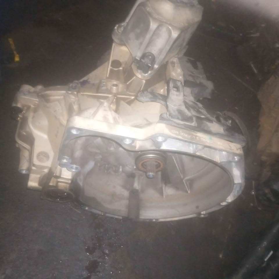 Ford EcoSport 1.6 maunal gear box diesel new model - Private Seller