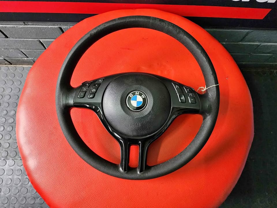 BMW E46 STEERING WHEEL