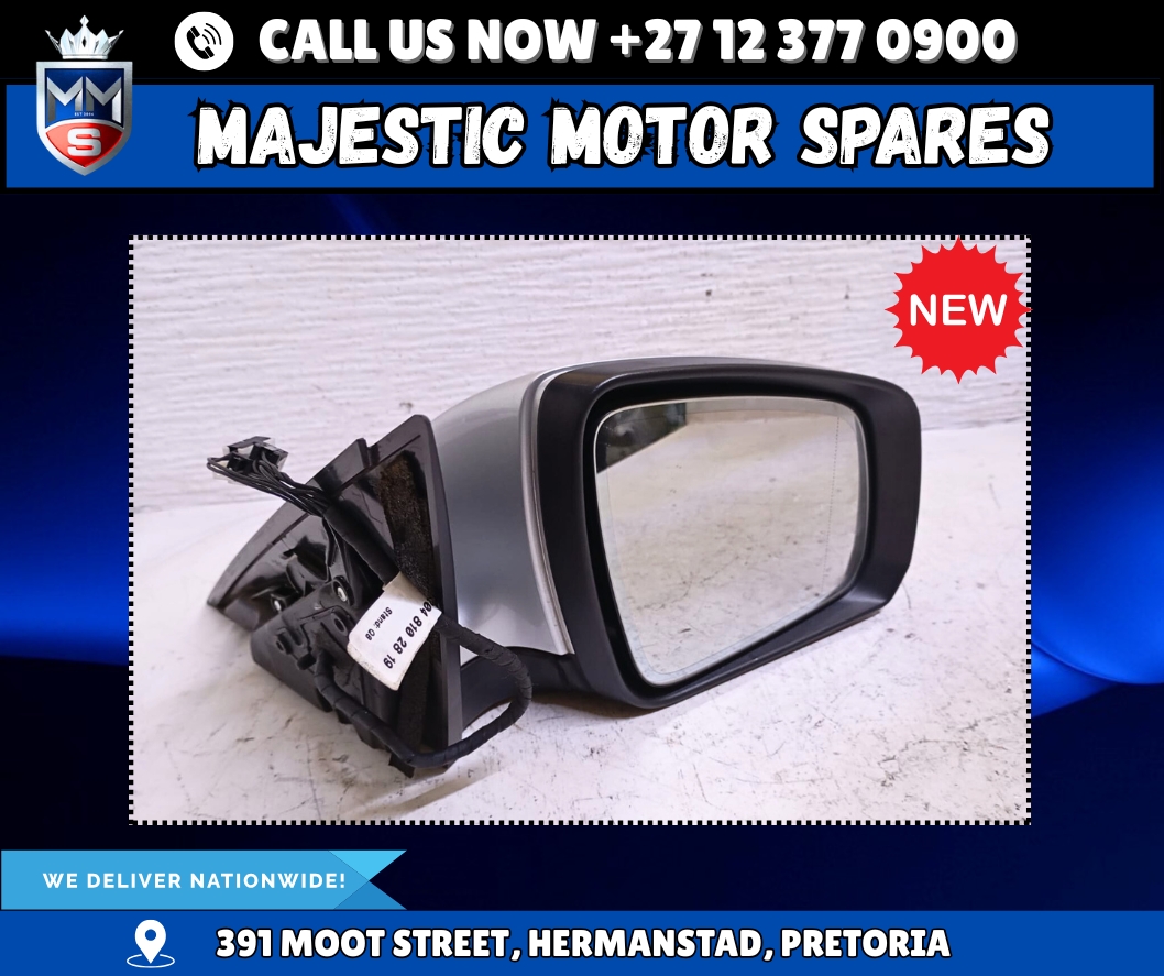 Brand New Mercedes-Benz W204 Pre-Facelift Door Mirror for Sale! - Private Seller