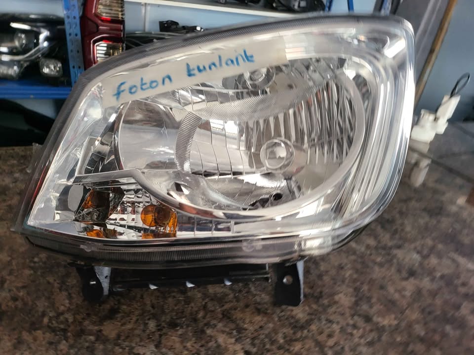 Foton Tunland left headlight for sale. - Private Seller Foton Tunland left headlight for sale. - Private Seller