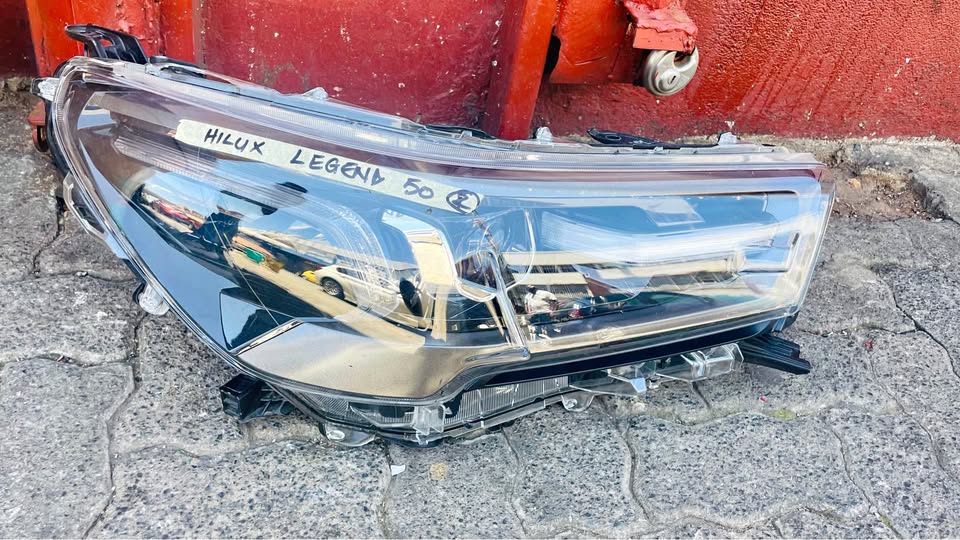 Toyota Hilux Legend 50 LED HEADLIGHT - Private Seller Toyota Hilux Legend 50 LED HEADLIGHT - Private Seller