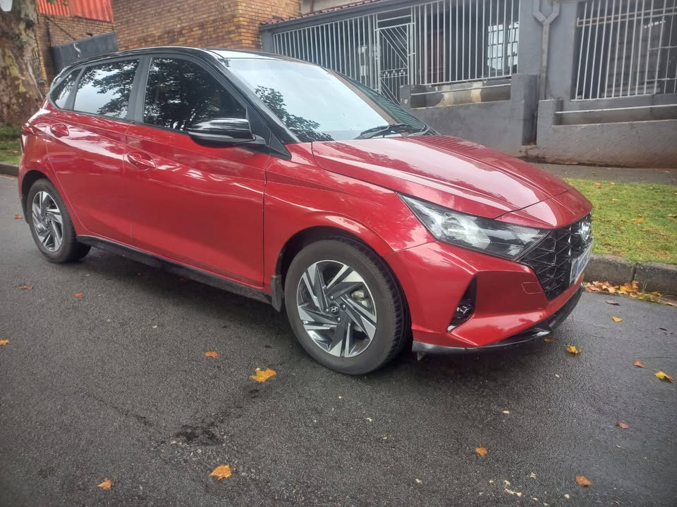 2023 Hyundai i20 1.0T Petrol, Automatic, Maroon Color, Mileage 80000kms,. Leather Seat