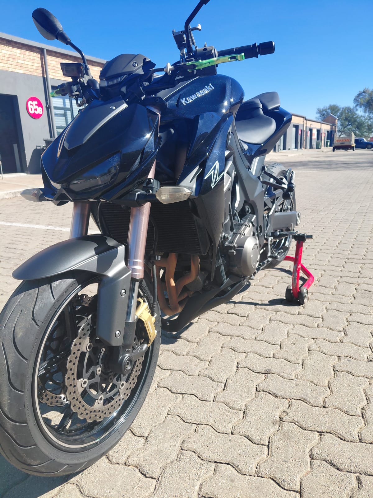 KAWASAKI Z1000 - Private Seller KAWASAKI Z1000 - Private Seller
