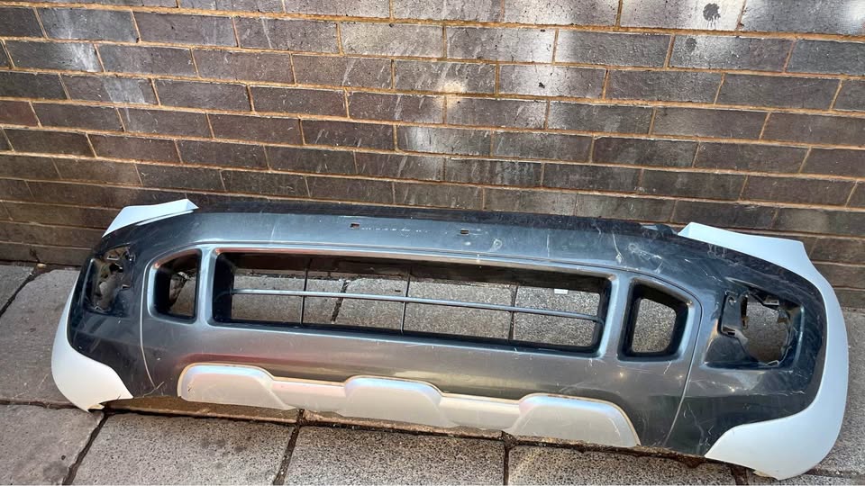 Ford Ranger T6 Wildtrack bumper - Private Seller Ford Ranger T6 Wildtrack bumper - Private Seller