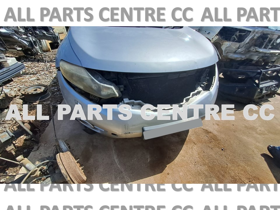 Nissan Murano stripping for spares silver