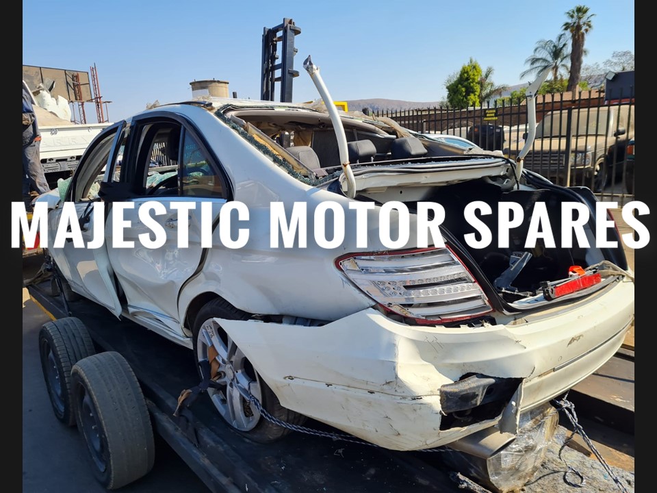 Benz C200 W204 second hand parts for sale - Private Seller Benz C200 W204 second hand parts for sale - Private Seller