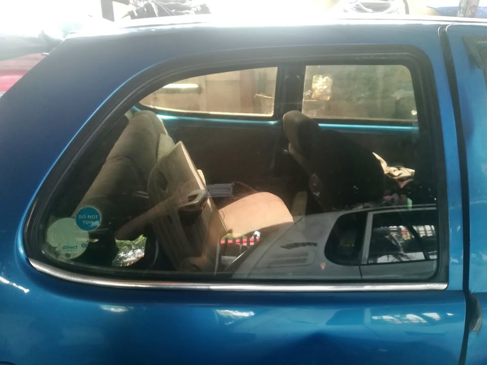 FIAT PALIO RIGHT REAR WINDOW - Private Seller