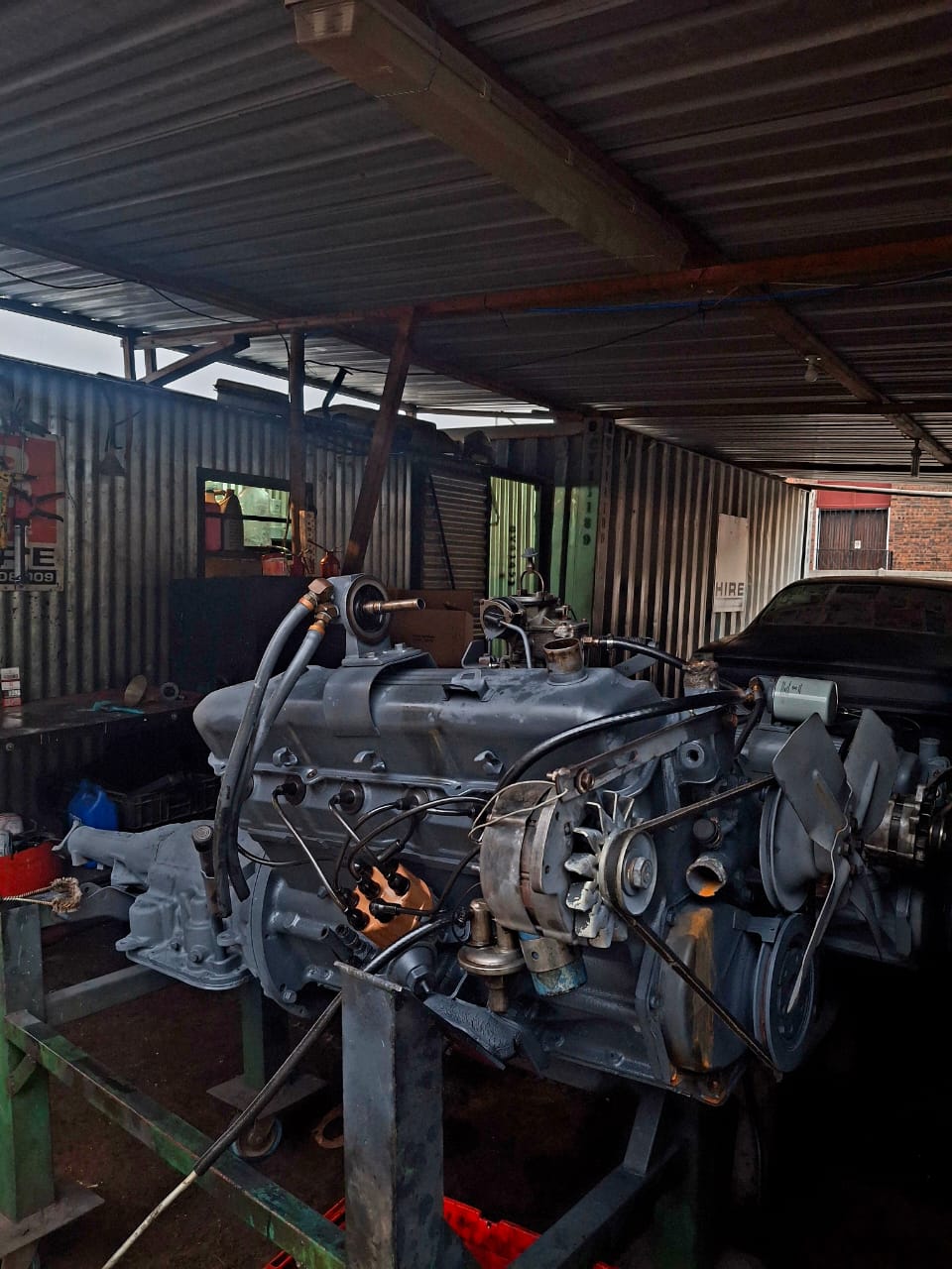 Chrysler valiant 3.7 slant six 225 engine