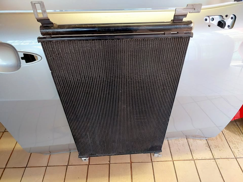 2018 AUDI Q7 4M0 AIRCON CONDENSER FOR SALE IN IMMACULATE CONDITION - Private Seller