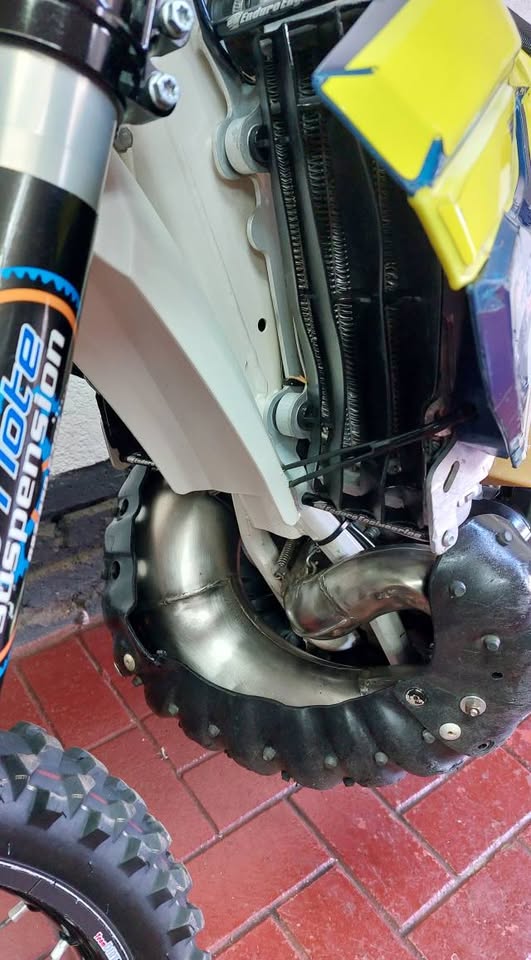 Husqvarna TE300 - Private Seller Husqvarna TE300 - Private Seller