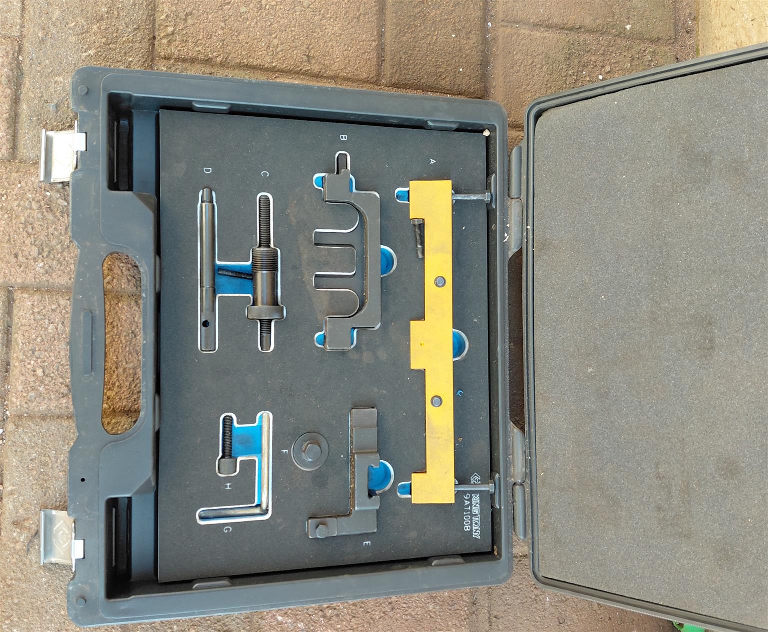 King Tony BMW Petrol twin camshaft engine timing tool set - Private Seller