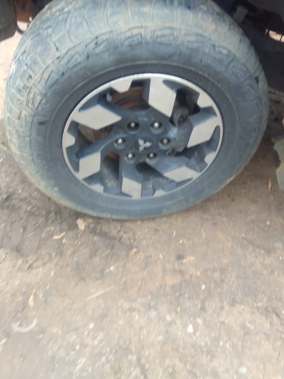 "Used Mitsubishi Triton 3.5 2009 Wheels & Rims for sale - Private Seller "Used Mitsubishi Triton 3.5 2009 Wheels & Rims for sale - Private Seller