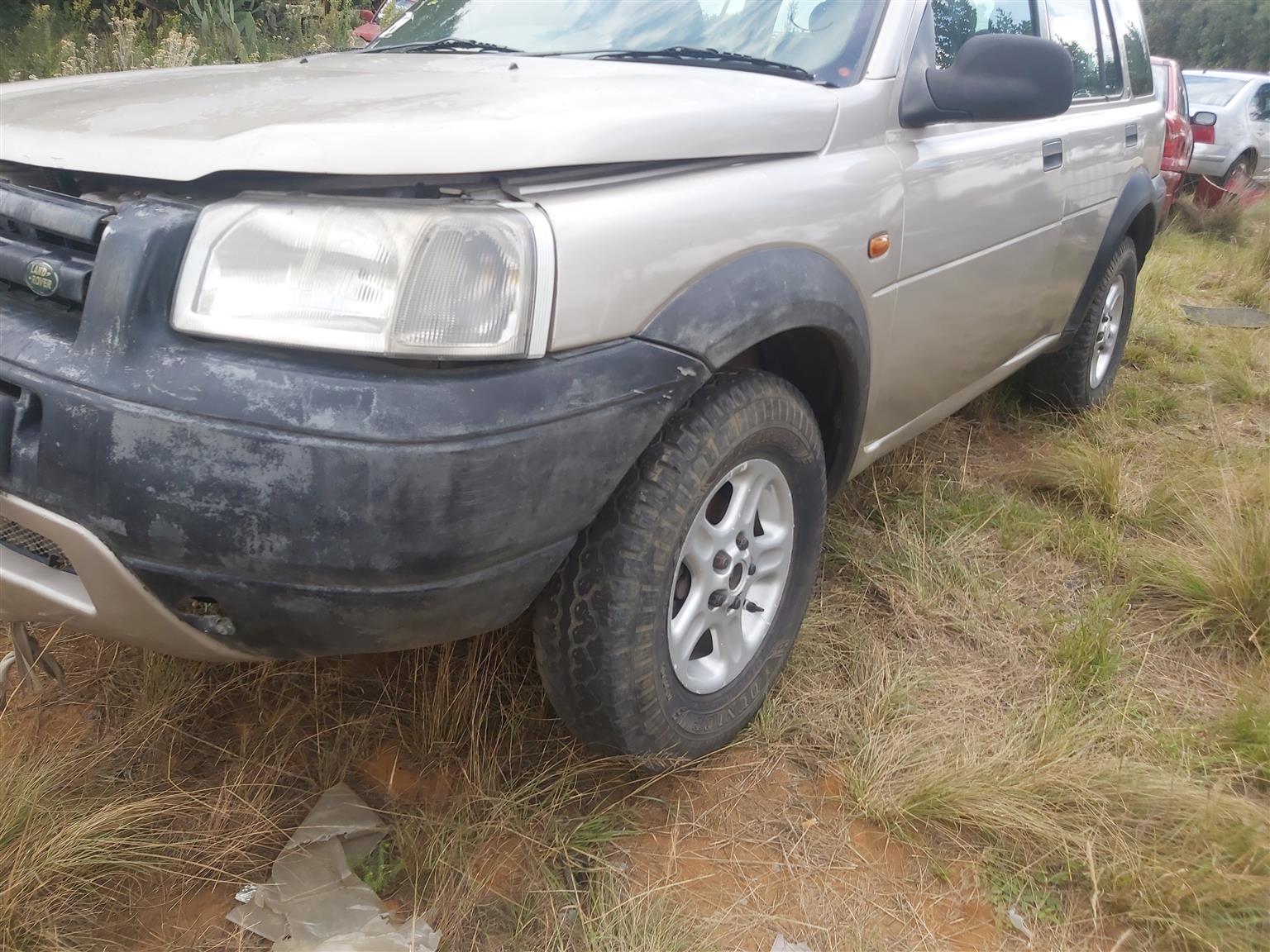 Diesel landrover 1999 parts - Private Seller Diesel landrover 1999 parts - Private Seller