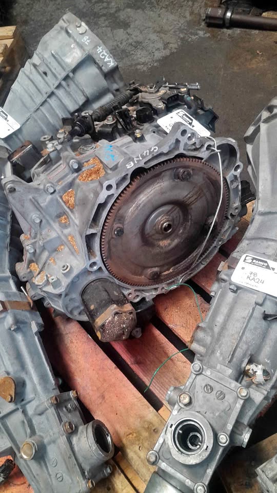 Hyundai G4NB auto gearbox A6MF1 - 2 for - Private Seller Hyundai G4NB auto gearbox A6MF1 - 2 for - Private Seller