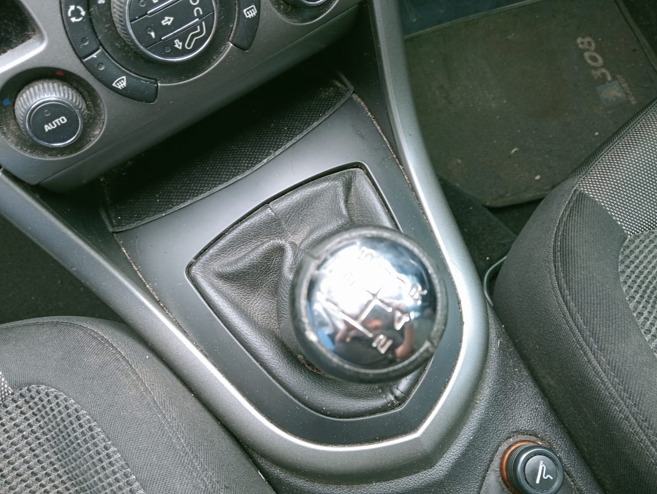Peugeot 308 2012 Manual Gear Lever For Sale - Quality Used Peugeot Parts - Private Seller Peugeot 308 2012 Manual Gear Lever For Sale - Quality Used Peugeot Parts - Private Seller
