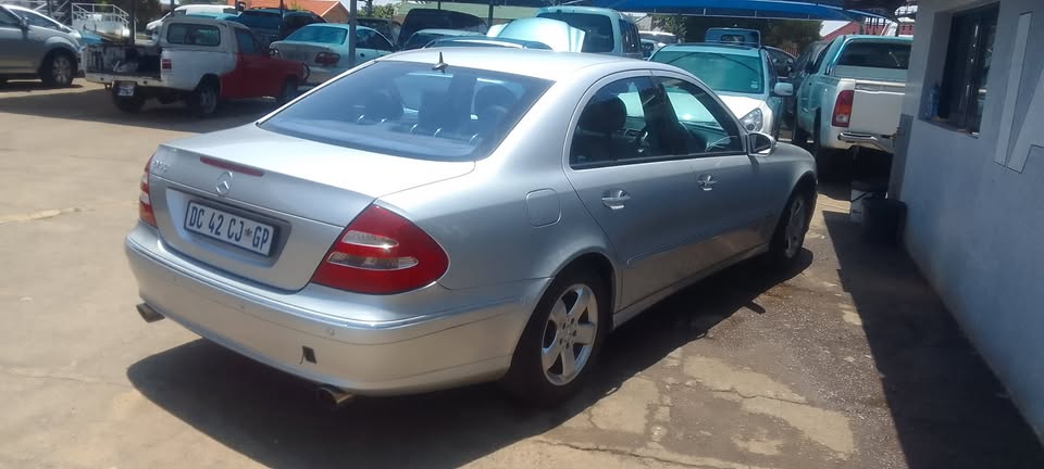 2006 Mercedes Benz E280 Automatic