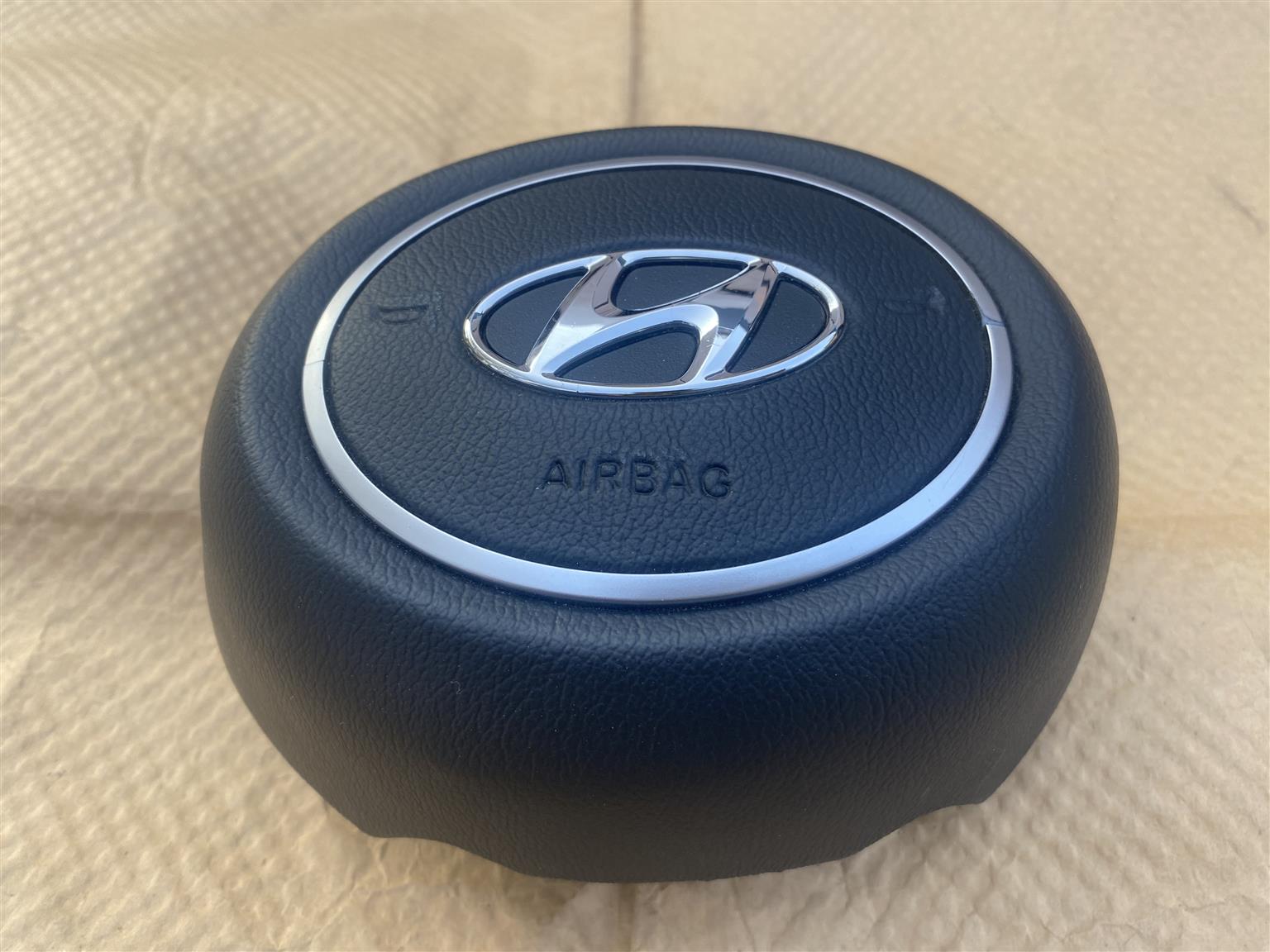 2023 HYUNDAI TUCSON STEERING WHEEL AIRBAG FOR SALE. IN EXCELLENT CONDITION - Private Seller