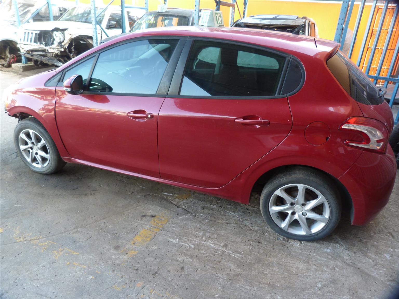 Peugeot 208 1.2 VTi - 2012 - Private Seller Peugeot 208 1.2 VTi - 2012 - Private Seller