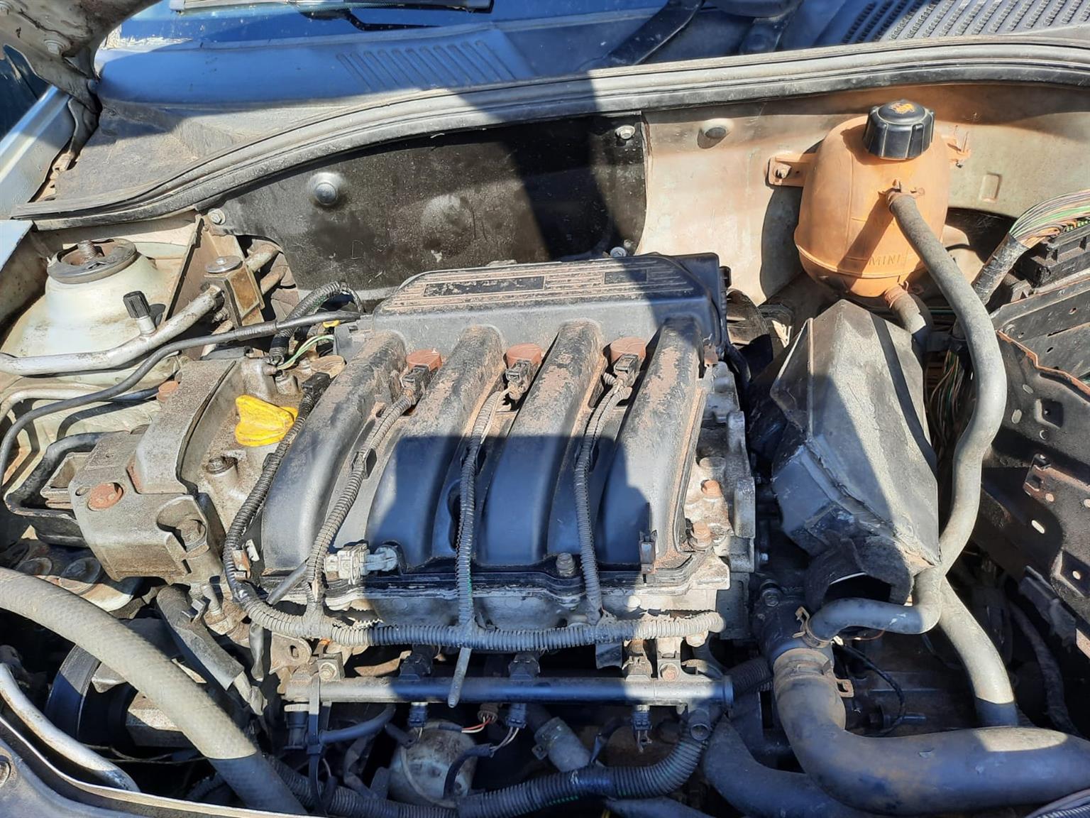 2001 Renault Clio 2 - Stripping for Spares