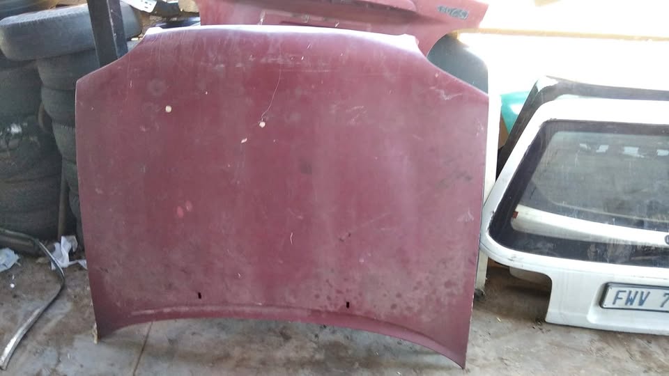 FORD ESCORT BONNET - Private Seller FORD ESCORT BONNET - Private Seller