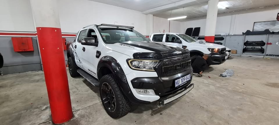 Ford Ranger Studded Wheel Arches - Private Seller