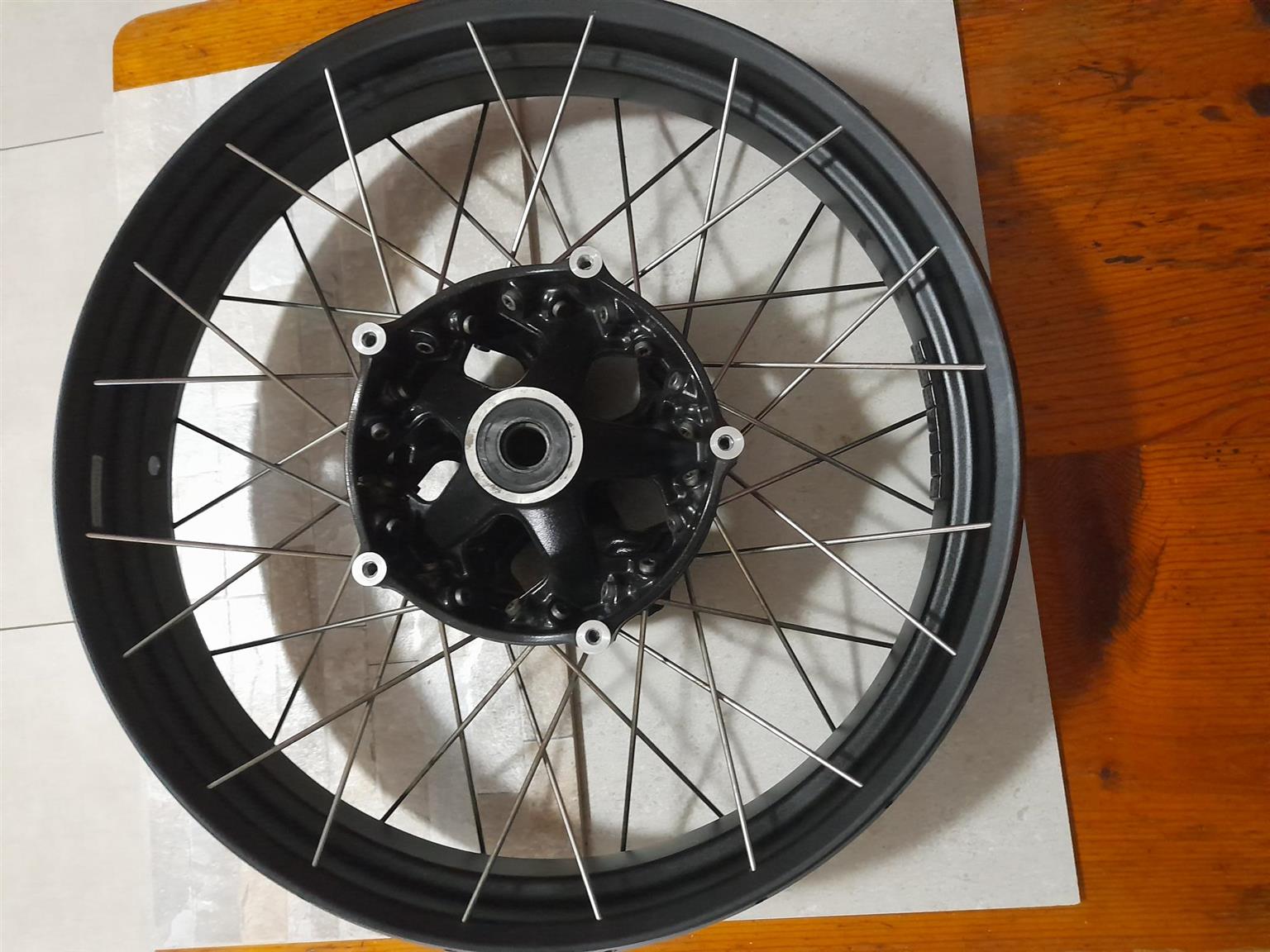 BMW R1200 GSA Front Rim | Junk Mail Marketplace