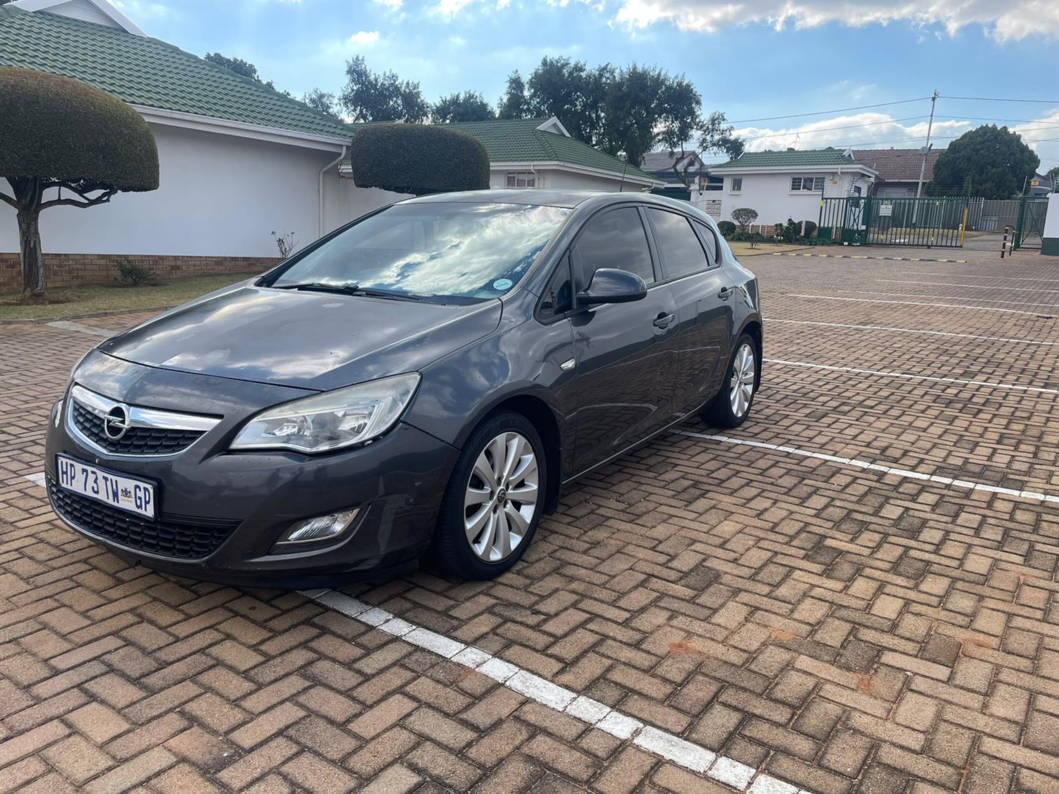 Used 2010 Opel Astra 1.6 Essentia - Private Seller