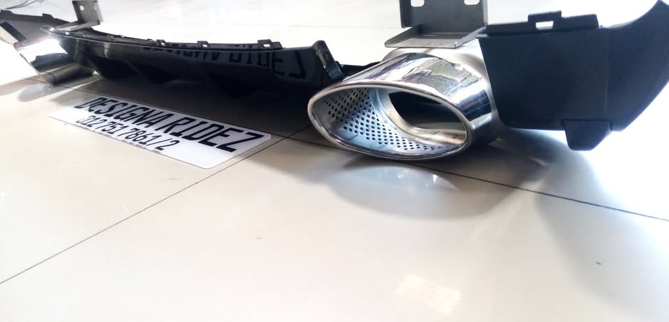 AUDI RS3 REAR DIFFUSER & EXHAUST TIPS - Private Seller AUDI RS3 REAR DIFFUSER & EXHAUST TIPS - Private Seller