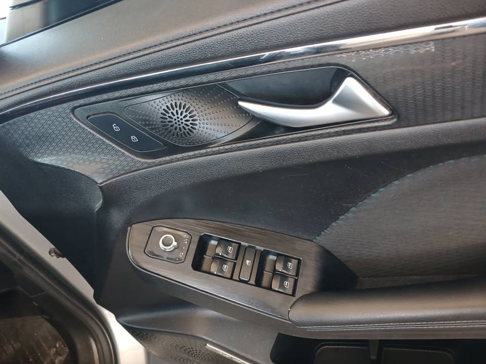 2021 model Haval Julion hatchback Manuel Transmission petrol 1.5 engine capacity mileage 79000km